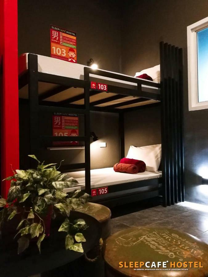 باتايا Sleepcafe Hostel المظهر الخارجي الصورة